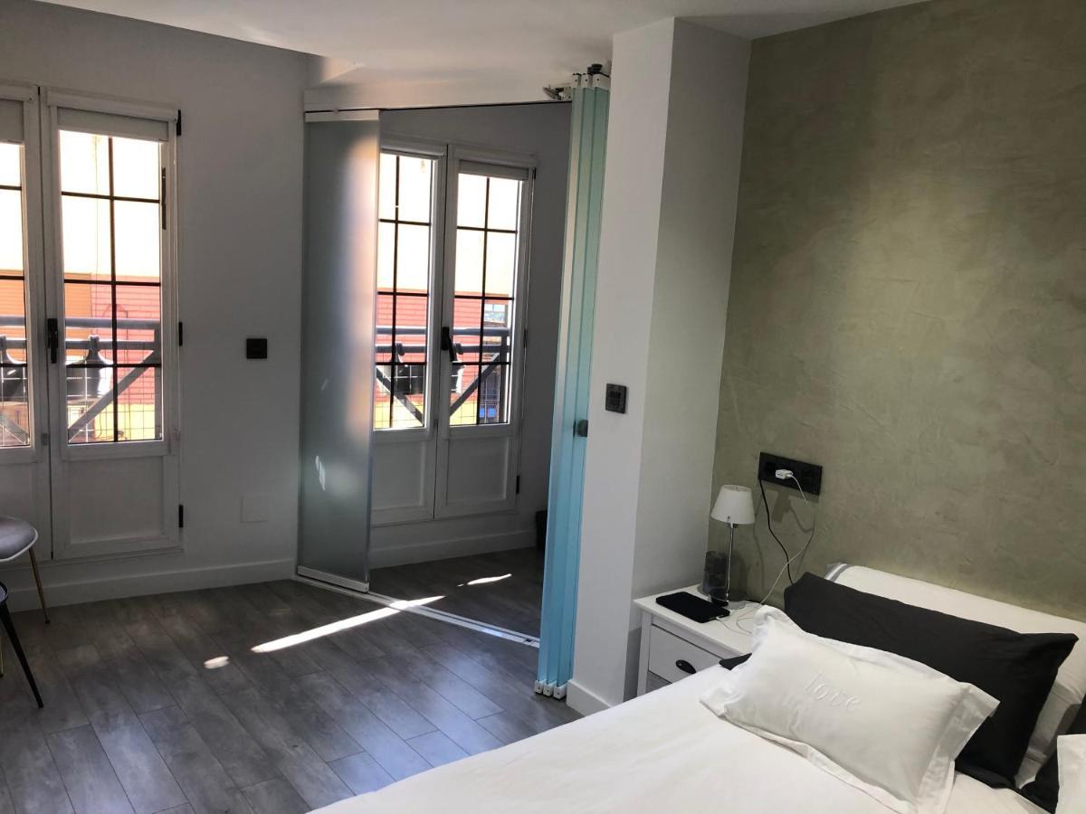 Piso En El Emblematico Barrio Antiguo De Oviedo Lägenhet Exteriör bild